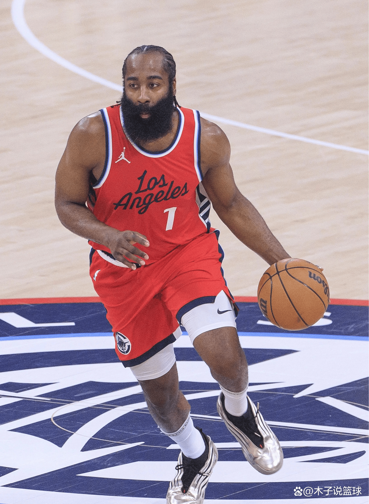 包含快船战胜独行侠,莱昂纳德发威砍下全场最高分的词条 包含快船战胜独行侠,莱昂纳德发威砍下全场最高分的词条