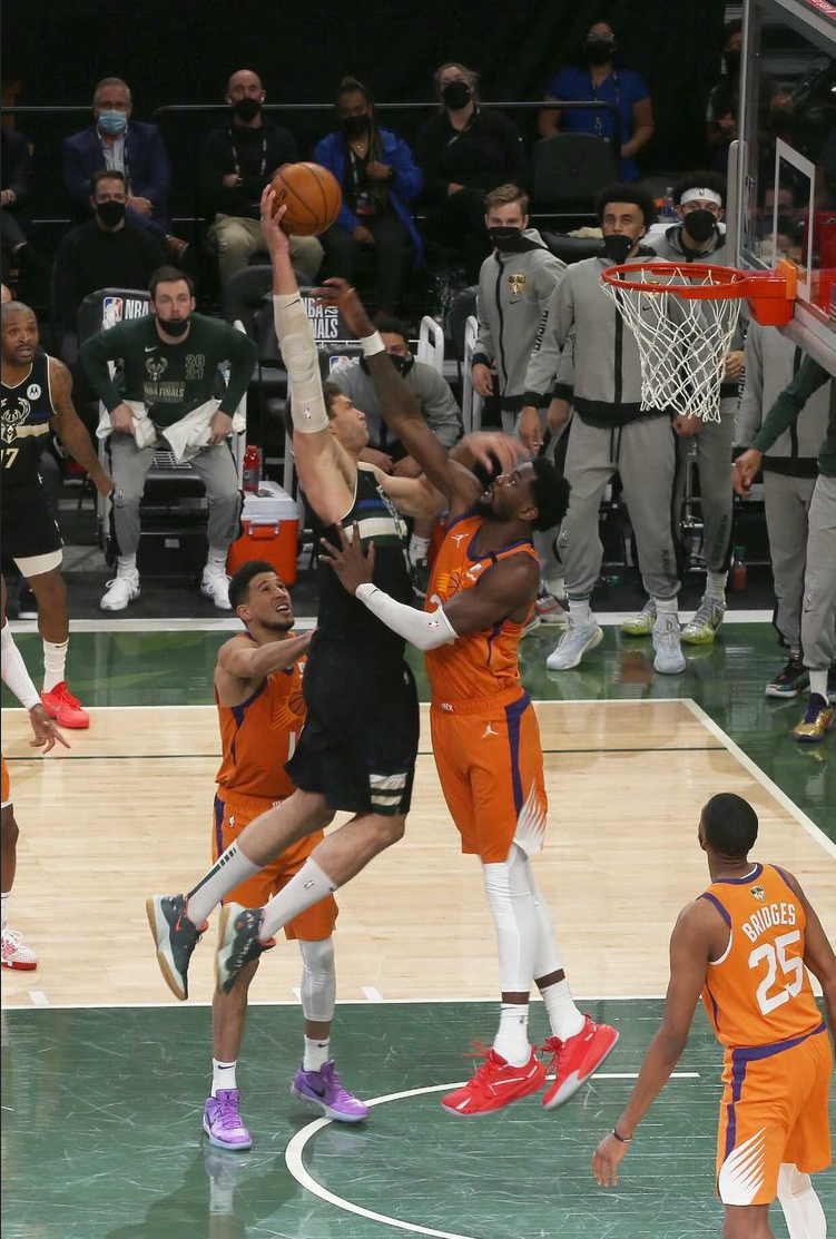 开云官网-雄鹿惨遭太阳反超，悲剧收场