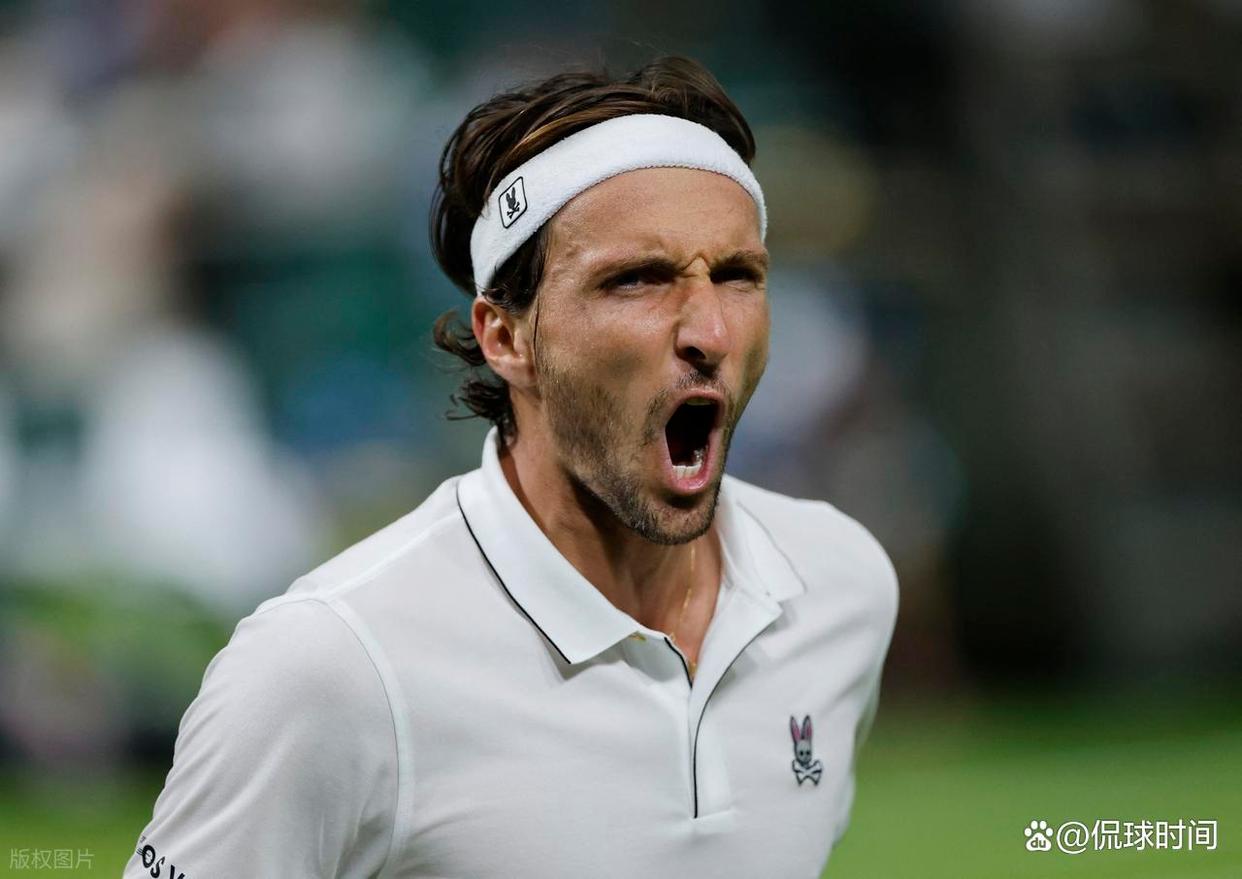 戴维斯杯翻盘温网,兹维列夫惊艳四座 戴维斯杯翻盘温网,兹维列夫惊艳四座