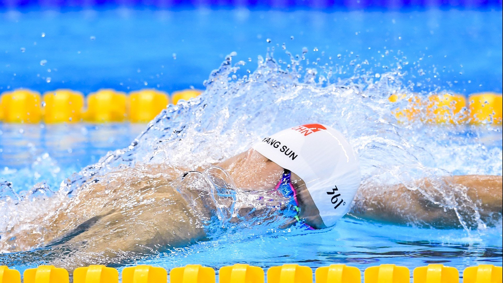 西甲国家德比之夜,孙兴慜用防守定义了另一种伟大