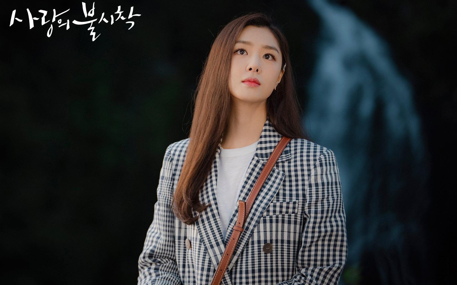 厄瓜多尔强压瑞典展雄风,楚阿梅尼自我救赎铸辉煌