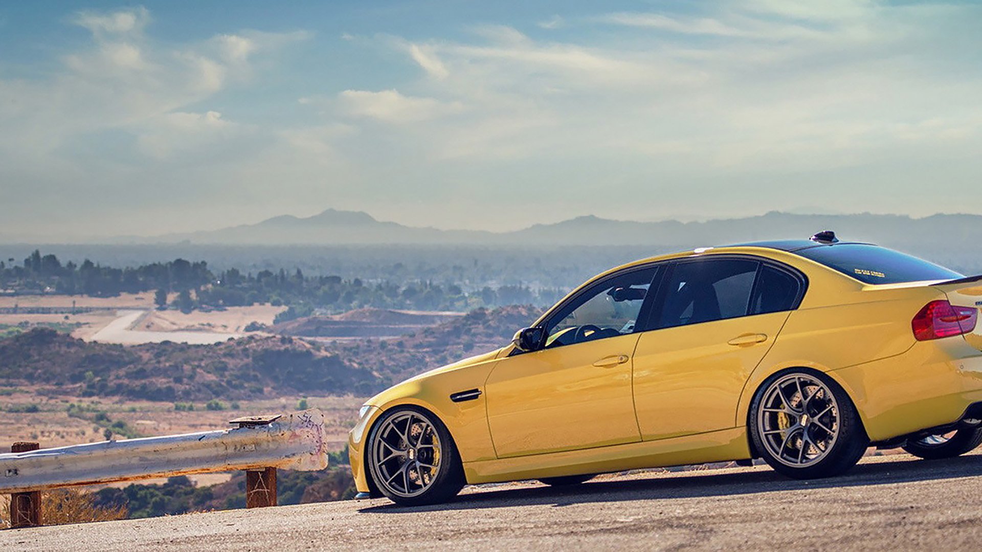 体育周末双星闪耀,F1新赛季揭幕战悬念迭起,浙江队绿茵场完胜凯尔特人