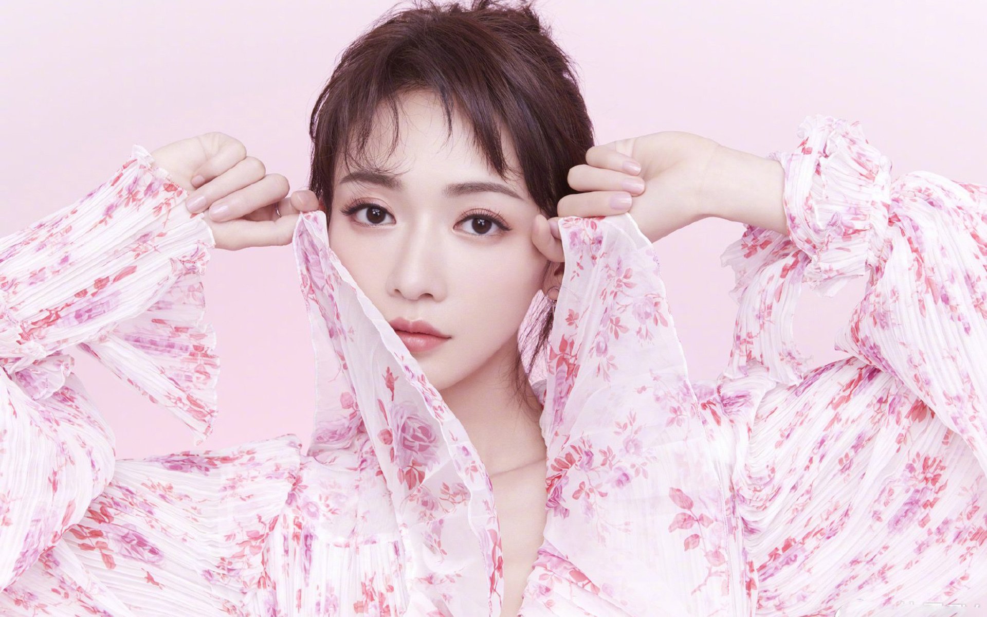 双线闪耀，梅西刷新纪录的孤勇，与西班牙防线的铁血交响