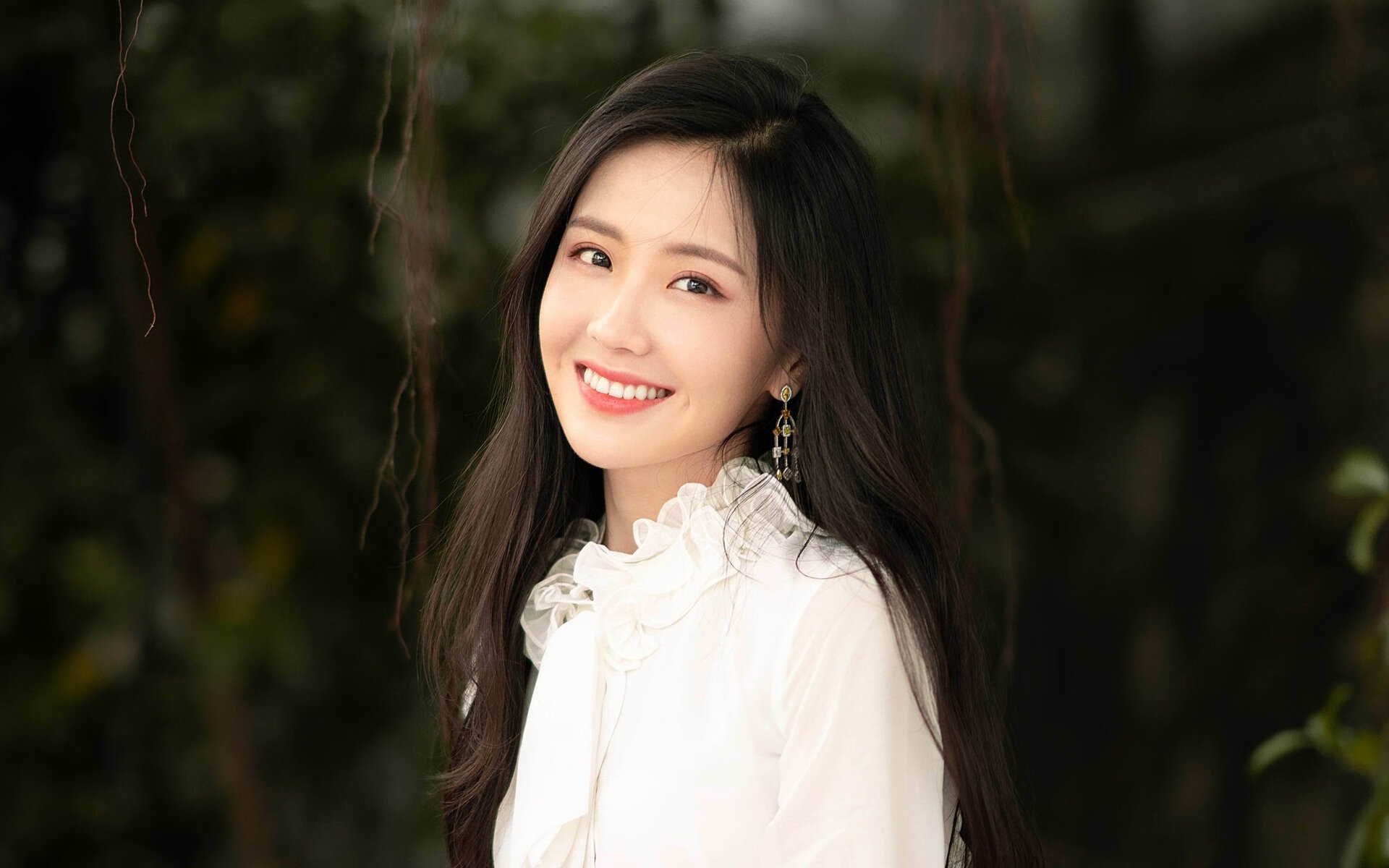 北欧风暴横扫非洲黑星,瑞典碾压加纳,德布劳内完成致命一击